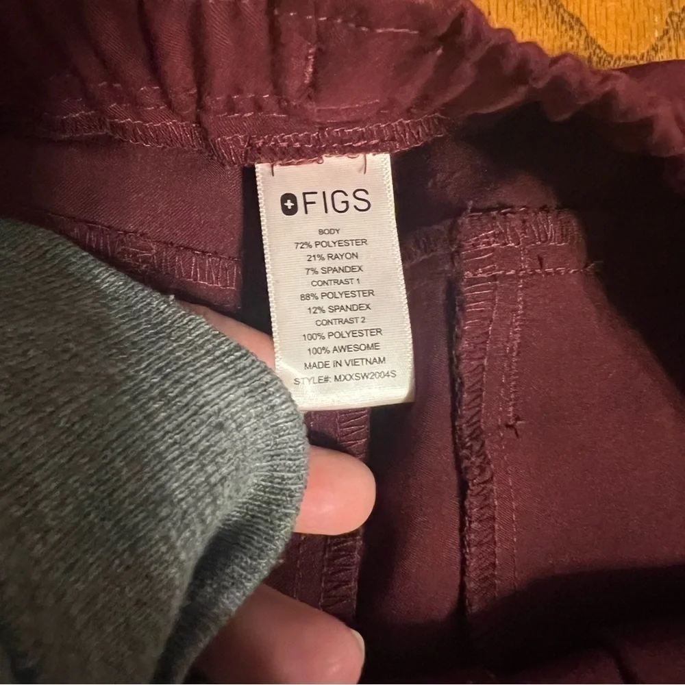 Figs Men's Tansen Jogger Scrub Pants in Burgundy Sz XL Short Pull-on Comfort